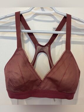 Lululemon Awake To Lace Bra Size 34B
